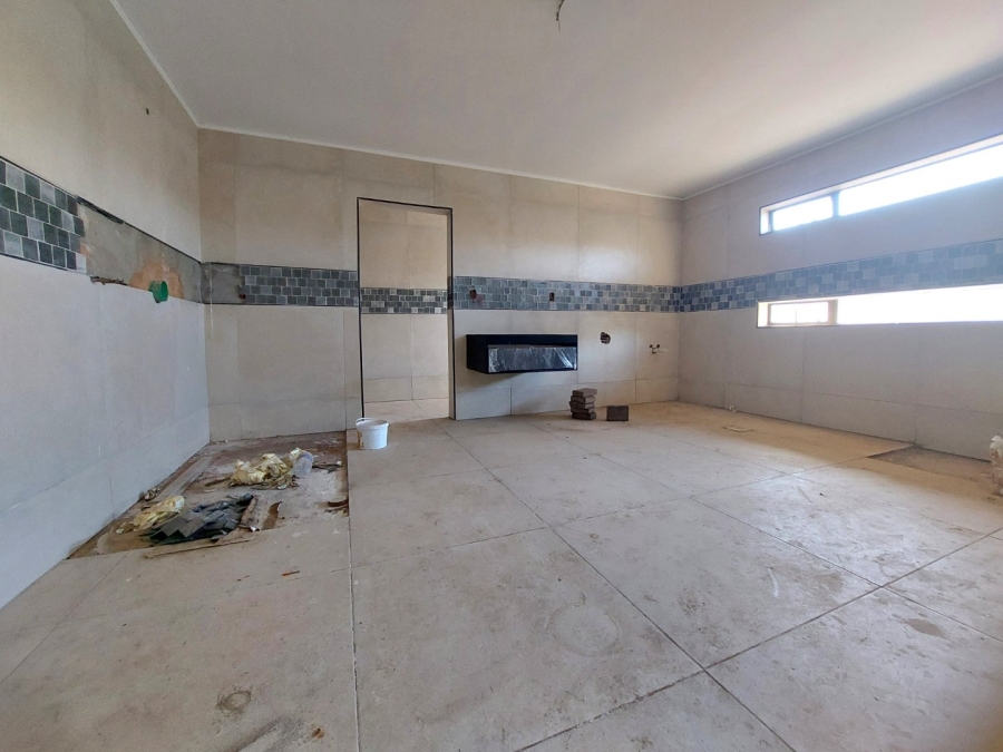 5 Bedroom Property for Sale in Seasons Lifestyle Estate North West
